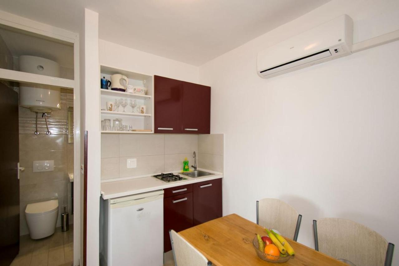Apartman M In Premantura Exterior foto
